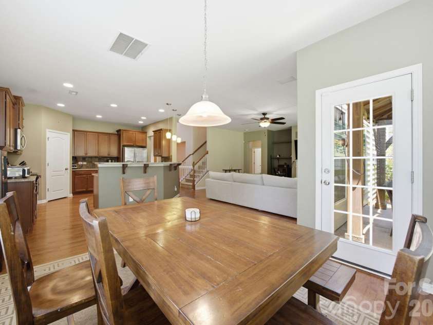 14711 Brannock Hills Drive, Charlotte, NC 28278.  MLS# CAR4396516, YatesRealty ID 35745. 
