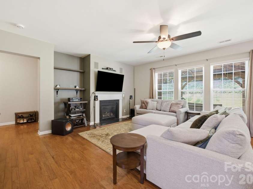 14711 Brannock Hills Drive, Charlotte, NC 28278.  MLS# CAR4396516, YatesRealty ID 35745. 