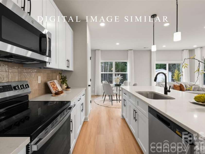 2943 Sloan Drive, Charlotte, NC 28208.  MLS# CAR4395539, YatesRealty ID 35748. 