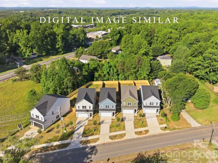 2943 Sloan Drive, Charlotte, NC 28208.  MLS# CAR4395539, YatesRealty ID 35748. 