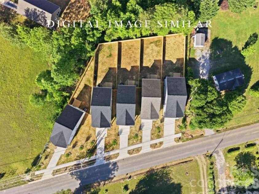 2943 Sloan Drive, Charlotte, NC 28208.  MLS# CAR4395539, YatesRealty ID 35748. 