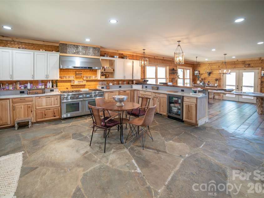 4885 Grandin Road, Lenoir, NC 28645.  MLS# CAR4346888, YatesRealty ID 35749. Kitchen
