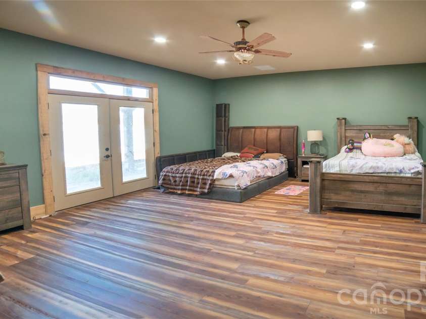 4885 Grandin Road, Lenoir, NC 28645.  MLS# CAR4346888, YatesRealty ID 35749. Lower level  flex room
