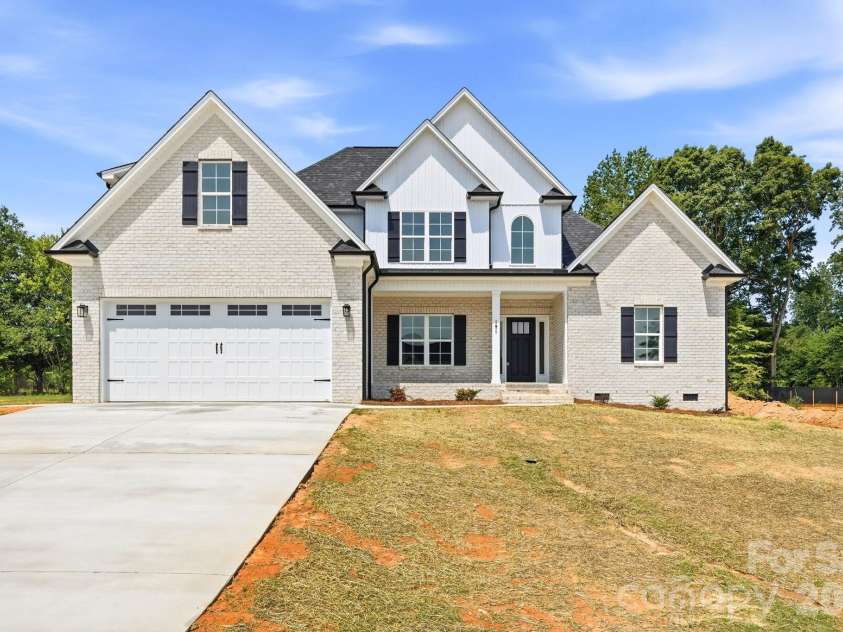 191 Cool Run, Lexington, NC 27295.  MLS# CAR4351307, YatesRealty ID 3575. 