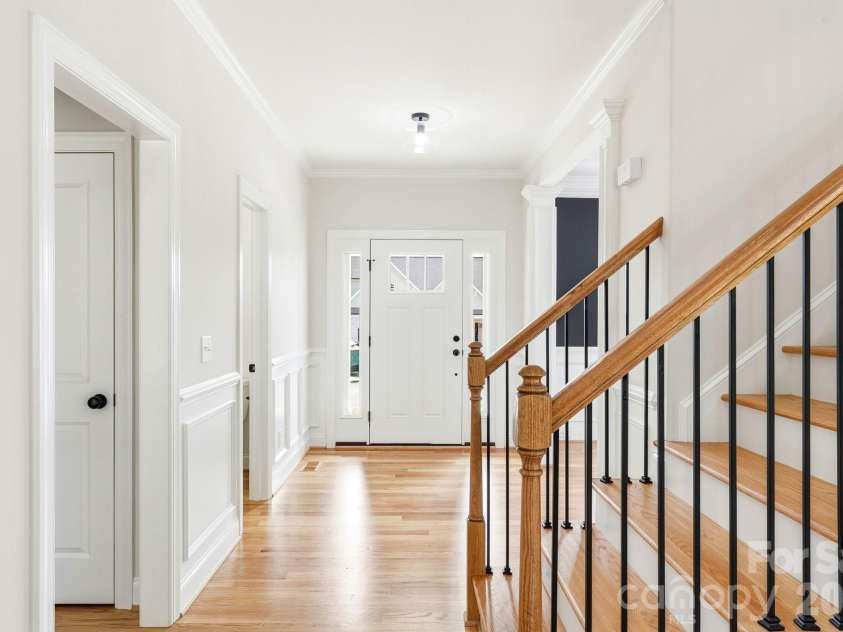 191 Cool Run, Lexington, NC 27295.  MLS# CAR4351307, YatesRealty ID 3575. 