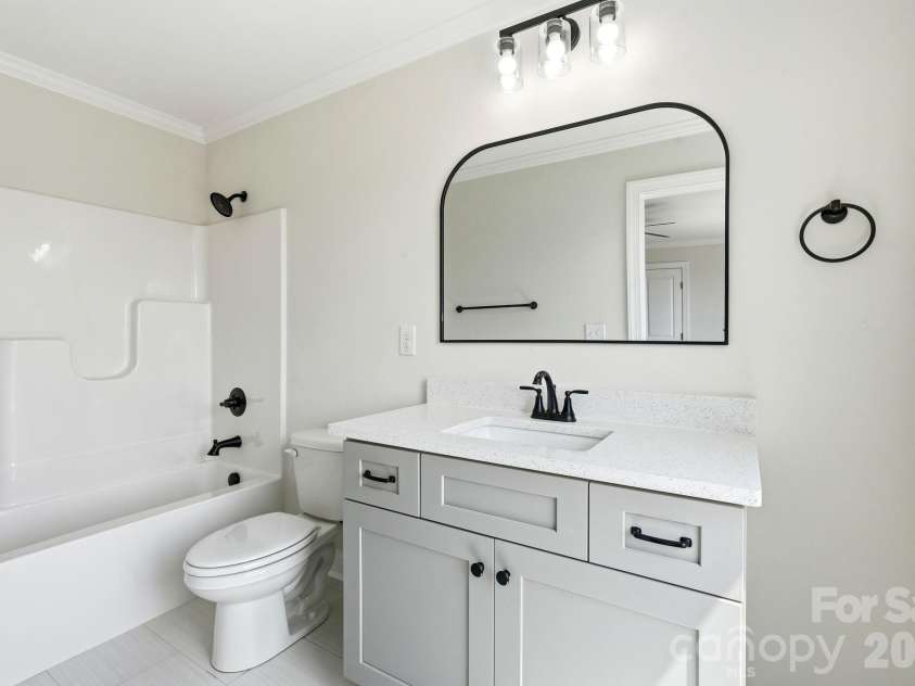 191 Cool Run, Lexington, NC 27295.  MLS# CAR4351307, YatesRealty ID 3575. 