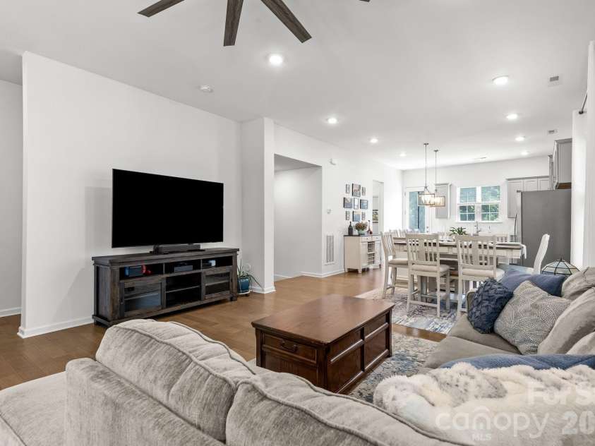 9432 Ainslie Downs Street, Charlotte, NC 28273.  MLS# CAR4401324, YatesRealty ID 35753. 