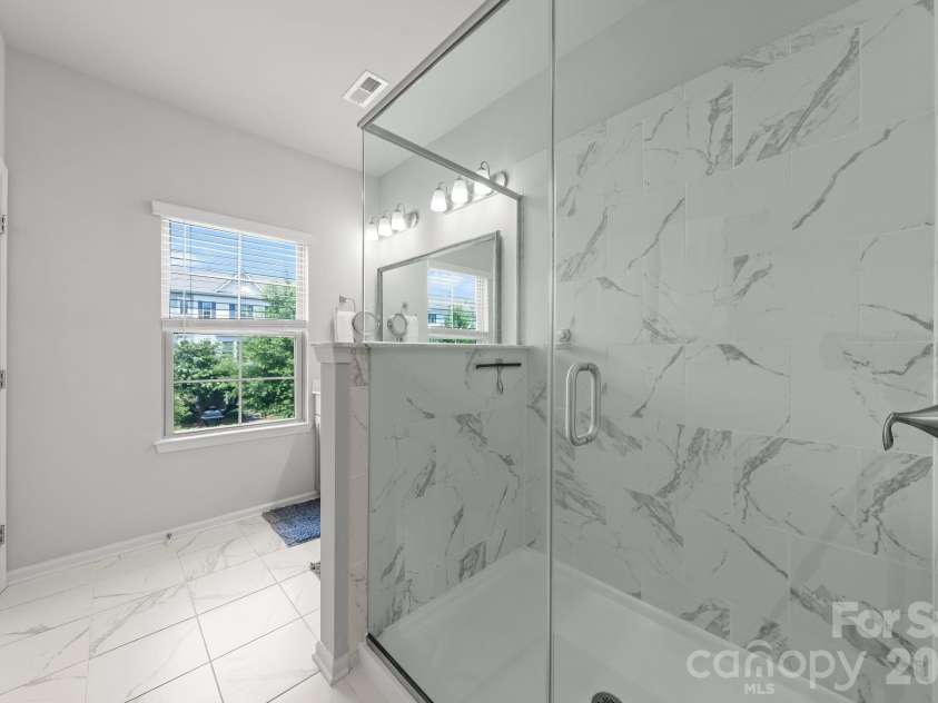 9432 Ainslie Downs Street, Charlotte, NC 28273.  MLS# CAR4401324, YatesRealty ID 35753. 