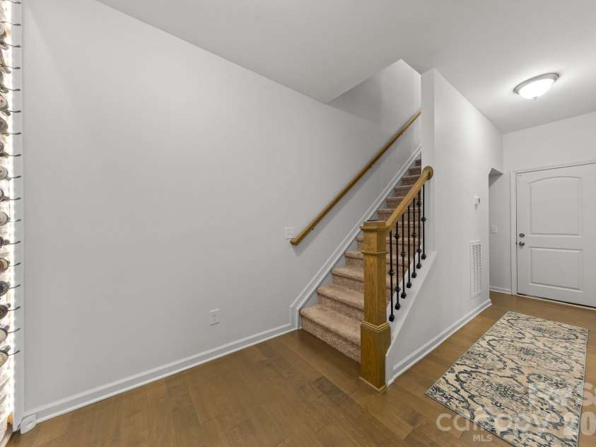 9432 Ainslie Downs Street, Charlotte, NC 28273.  MLS# CAR4401324, YatesRealty ID 35753. 