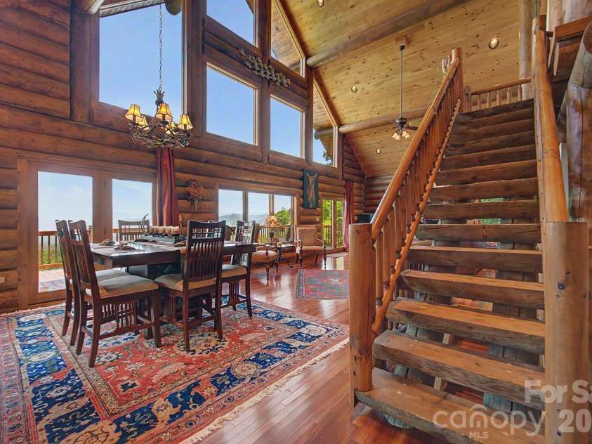 92 Falcons Peak Lane, Whittier, NC 28789.  MLS# CAR4401062, YatesRealty ID 35755. 