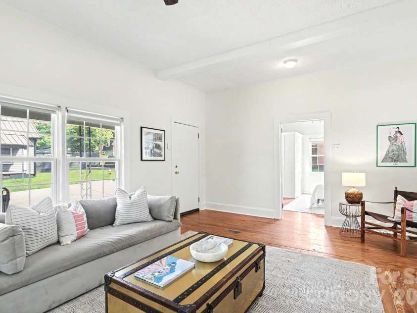 2816 Yadkin Avenue, Charlotte, NC 28205.  MLS# CAR4401875, YatesRealty ID 35757. 