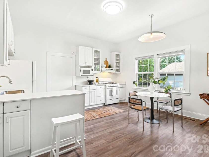 2816 Yadkin Avenue, Charlotte, NC 28205.  MLS# CAR4401875, YatesRealty ID 35757. 