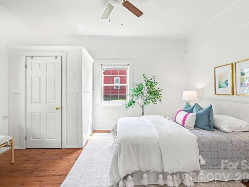 2816 Yadkin Avenue, Charlotte, NC 28205.  MLS# CAR4401875, YatesRealty ID 35757. 