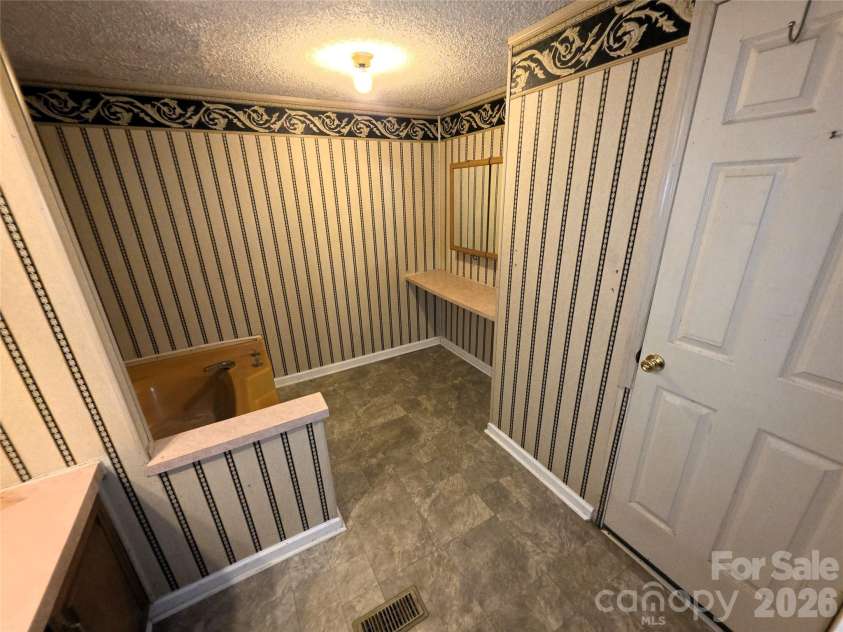 1340 Bowling Green Drive, Clover, SC 29710.  MLS# CAR4401293, YatesRealty ID 35758. 