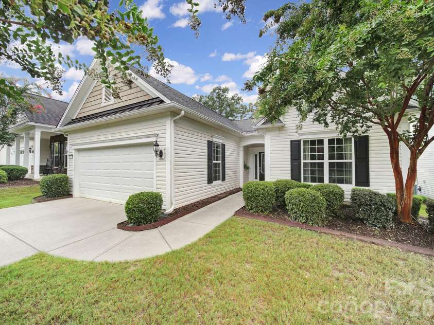 2047 Kennedy Drive, Fort Mill, SC 29707.  MLS# CAR4401987, YatesRealty ID 35760. 