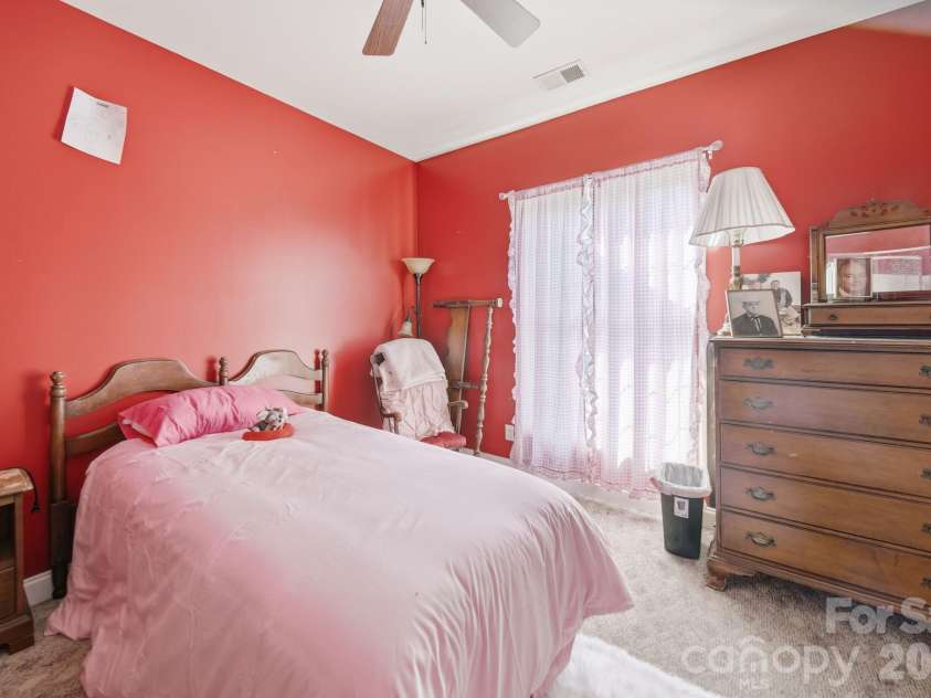 546 Hopewell Road, Blacksburg, SC 29702.  MLS# CAR4402165, YatesRealty ID 35761. 