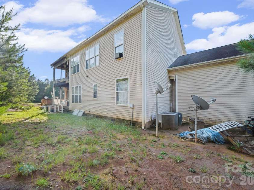 546 Hopewell Road, Blacksburg, SC 29702.  MLS# CAR4402165, YatesRealty ID 35761. 