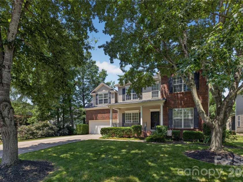 402 Abercairn Way, Waxhaw, NC 28173.  MLS# CAR4401794, YatesRealty ID 35768. 