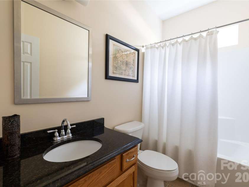 402 Abercairn Way, Waxhaw, NC 28173.  MLS# CAR4401794, YatesRealty ID 35768. 
