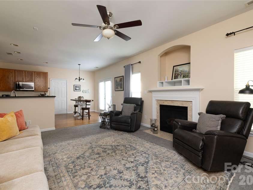 402 Abercairn Way, Waxhaw, NC 28173.  MLS# CAR4401794, YatesRealty ID 35768. 