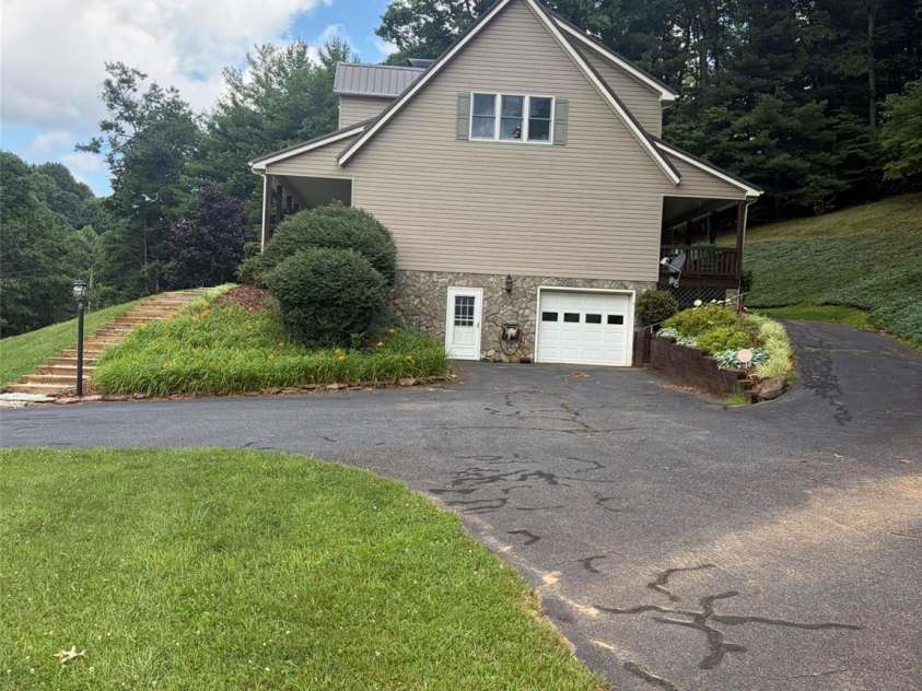 2997 Phillips Gap Road, West Jefferson, NC 28694.  MLS# CAR4402230, YatesRealty ID 35769. 