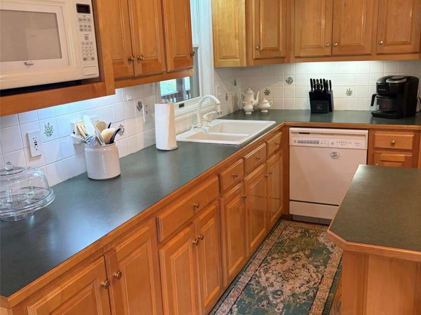 2997 Phillips Gap Road, West Jefferson, NC 28694.  MLS# CAR4402230, YatesRealty ID 35769. 