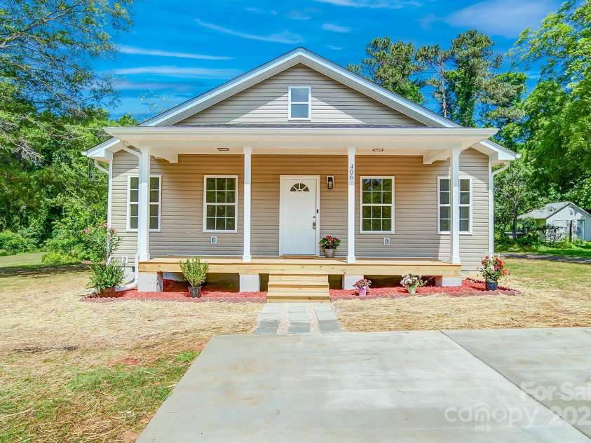 406 White Store Road, Wadesboro, NC 28170.  MLS# CAR4235744, YatesRealty ID 3577. 