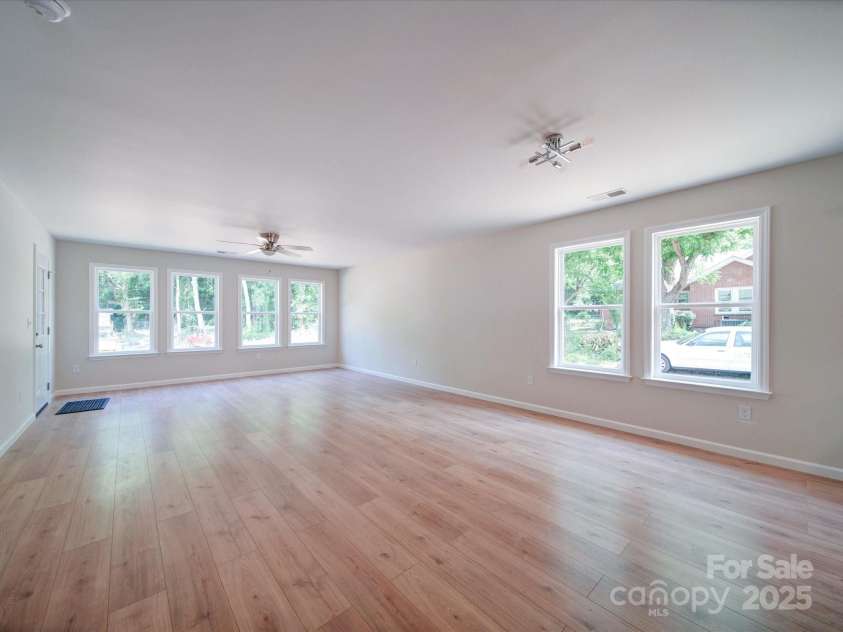 406 White Store Road, Wadesboro, NC 28170.  MLS# CAR4235744, YatesRealty ID 3577. 