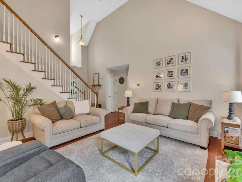 2114 Pinnacle View Drive, Kings Mountain, NC 28086.  MLS# CAR4401089, YatesRealty ID 35772. 