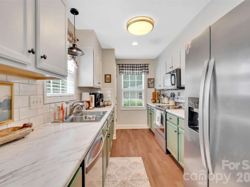 2114 Pinnacle View Drive, Kings Mountain, NC 28086.  MLS# CAR4401089, YatesRealty ID 35772. 