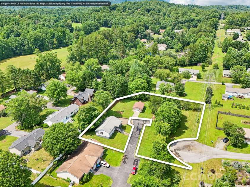 119 Meadow Lane, Horse Shoe, NC 28742.  MLS# CAR4401605, YatesRealty ID 35773. 