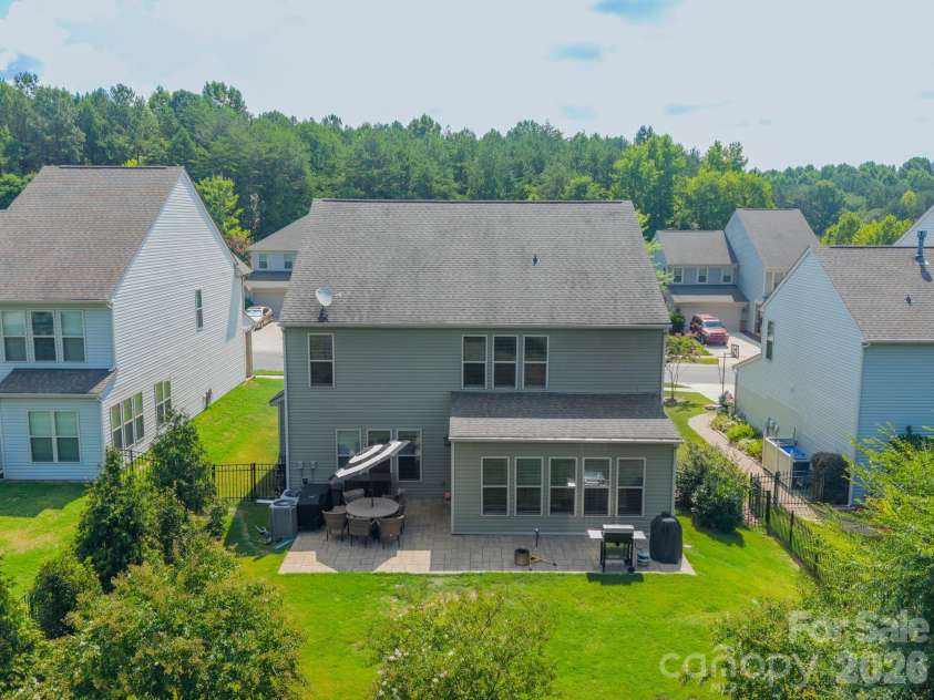 15215 Colonial Park Drive, Huntersville, NC 28078.  MLS# CAR4401989, YatesRealty ID 35776. 