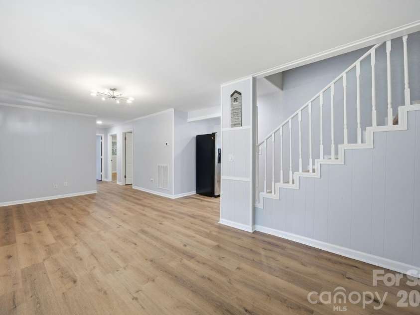 3014 Curtis Street, Gastonia, NC 28052.  MLS# CAR4401383, YatesRealty ID 35777. 