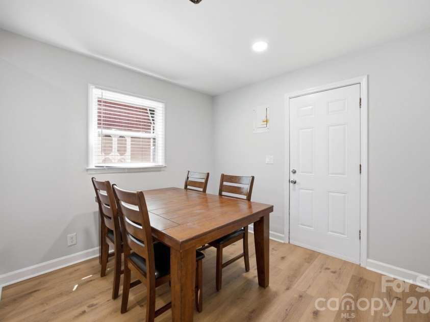 3014 Curtis Street, Gastonia, NC 28052.  MLS# CAR4401383, YatesRealty ID 35777. 