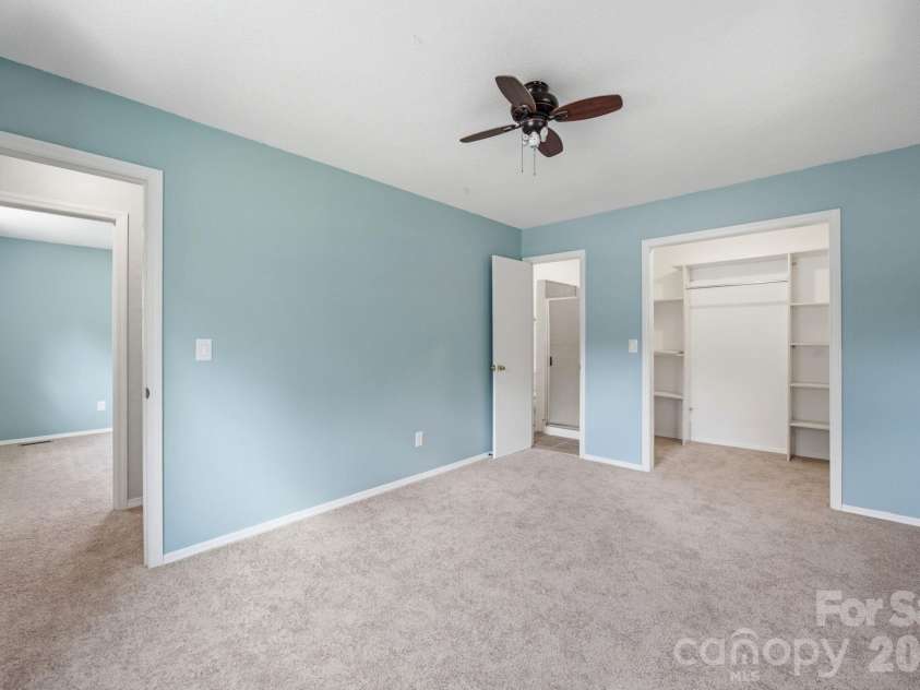 3014 Curtis Street, Gastonia, NC 28052.  MLS# CAR4401383, YatesRealty ID 35777. 