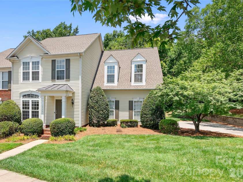 14661 Greenpoint Lane, Huntersville, NC 28078.  MLS# CAR4401890, YatesRealty ID 35779. 