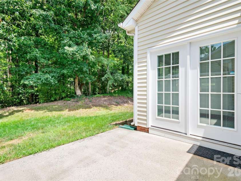 14661 Greenpoint Lane, Huntersville, NC 28078.  MLS# CAR4401890, YatesRealty ID 35779. 