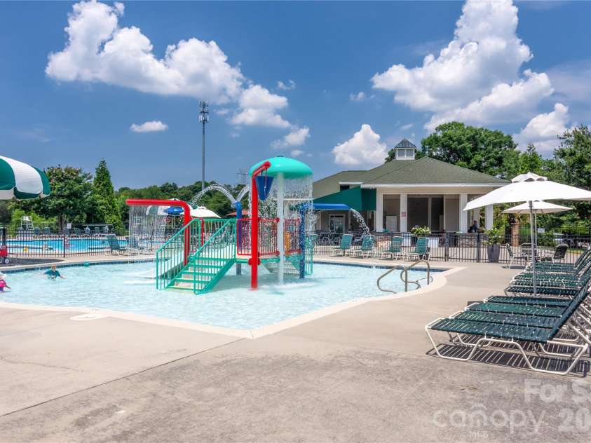14661 Greenpoint Lane, Huntersville, NC 28078.  MLS# CAR4401890, YatesRealty ID 35779. 