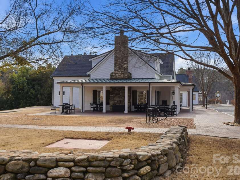 110 Yale Loop, Mooresville, NC 28117.  MLS# CAR4353992, YatesRealty ID 3578. Amenities