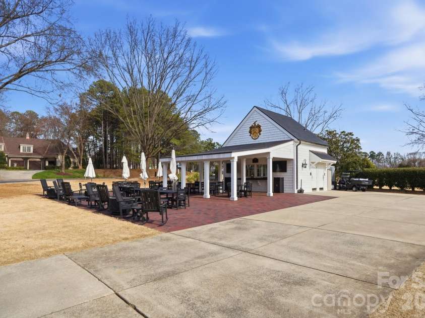 110 Yale Loop, Mooresville, NC 28117.  MLS# CAR4353992, YatesRealty ID 3578. Snack Bar