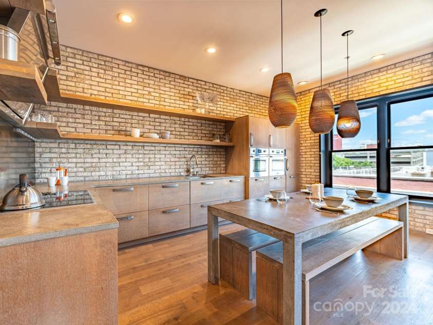 53-C College Street, Asheville, NC 28801.  MLS# CAR4162571, YatesRealty ID 3578. 