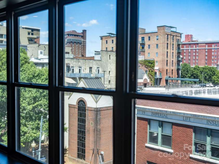 53-C College Street, Asheville, NC 28801.  MLS# CAR4162571, YatesRealty ID 3578. 