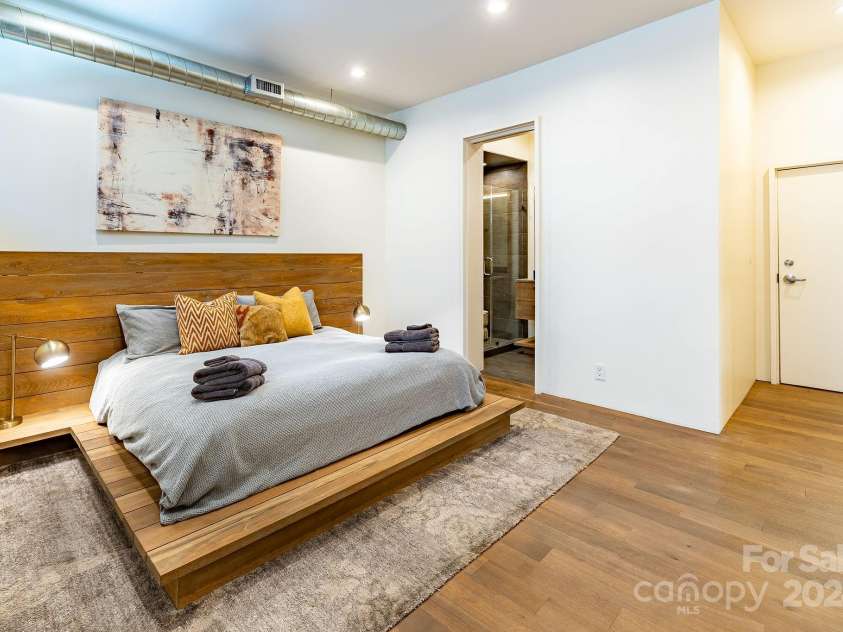 53-C College Street, Asheville, NC 28801.  MLS# CAR4162571, YatesRealty ID 3578. Primary bedroom