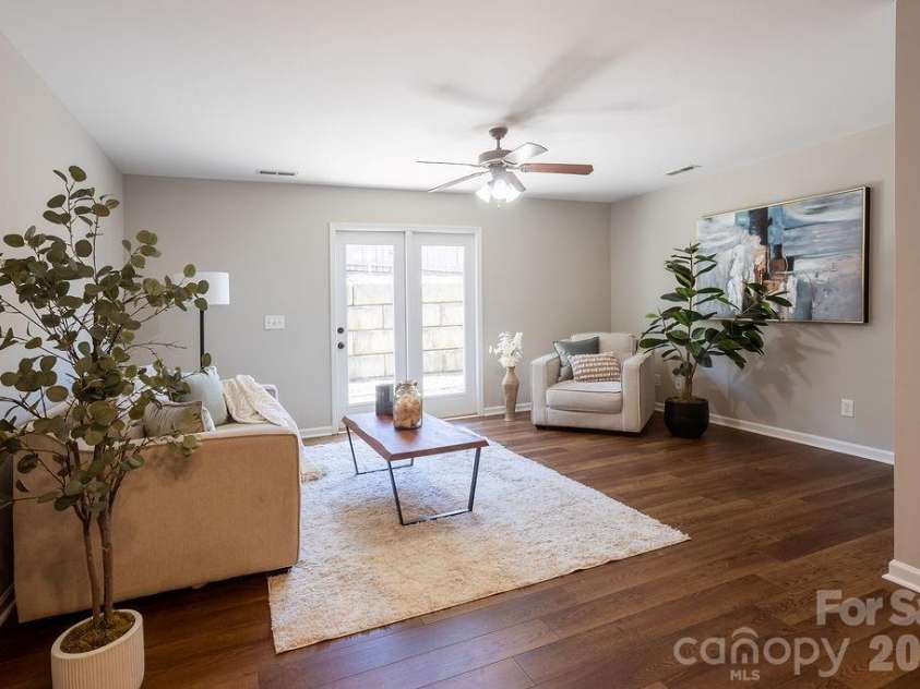 31 Amersham Lane, Fletcher, NC 28732.  MLS# CAR4399944, YatesRealty ID 35782. 