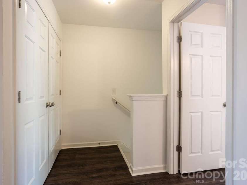 31 Amersham Lane, Fletcher, NC 28732.  MLS# CAR4399944, YatesRealty ID 35782. 