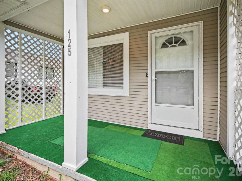 125 Proctor Street, Gastonia, NC 28052.  MLS# CAR4397534, YatesRealty ID 35783. 
