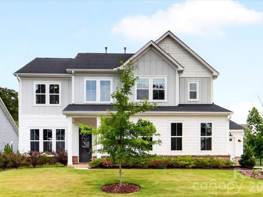 222 Lanyard Lane, Belmont, NC 28012.  MLS# CAR4400918, YatesRealty ID 35784. Welcome Home!
