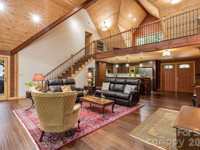189 Edgewater Point, Valdese, NC 28690.  MLS# CAR4401954, YatesRealty ID 35786. 