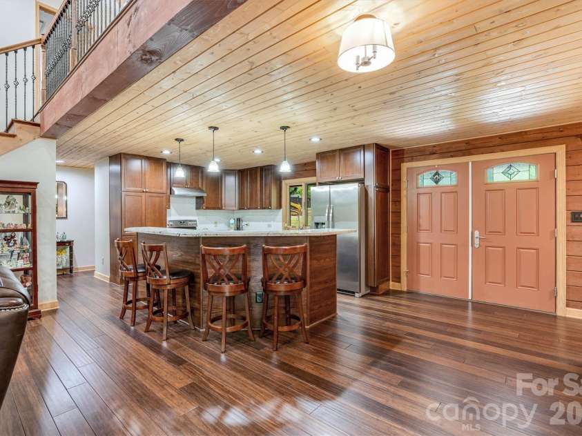 189 Edgewater Point, Valdese, NC 28690.  MLS# CAR4401954, YatesRealty ID 35786. 