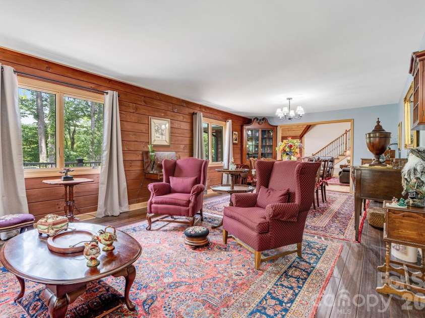 189 Edgewater Point, Valdese, NC 28690.  MLS# CAR4401954, YatesRealty ID 35786. 